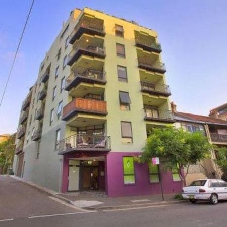 Beautiful 1 Bedroom Apartment in the Heart of Surry Hills - Photo 5
