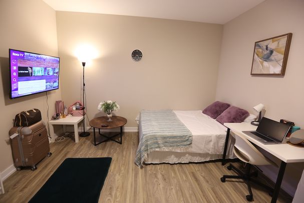 Private Basic - Bleecker - Photo 1