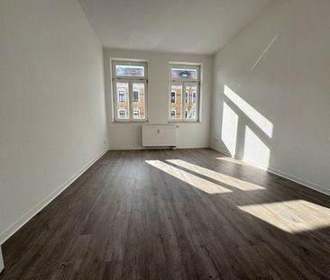 Böhlitz-Ehrenberg-helle Wohnung -großes Wohnzimmer m. Parkett - Photo 5