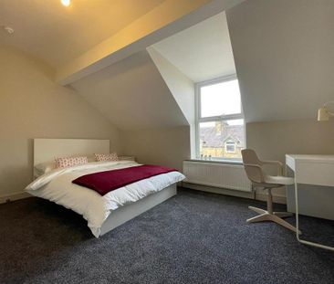 3 bedroom private hall to rent - Photo 5