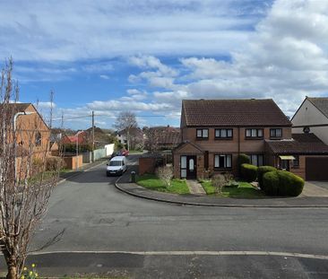 Walton Close, Hereford - Photo 3