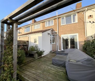 3 bedroom terraced house to rent - Photo 1