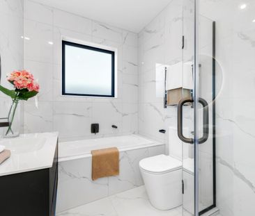 Luxury Living in Karaka Village - Photo 5