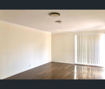 7 Patu Place, Cherrybrook, NSW 2126 - Photo 4