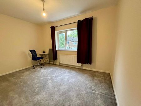 2 bedroom end of terrace house to rent - Photo 4