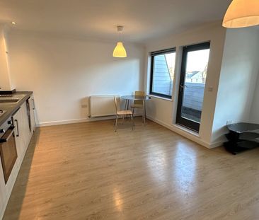 College Road, Kensal Rise, NW10 5HS, London - Photo 4