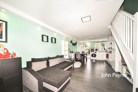 Tynemouth Road, London, SE18 - Photo 3