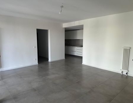 Moderno appartamento 2.5 locali con terrazza e giardino privato a Pazzallo - Foto 2