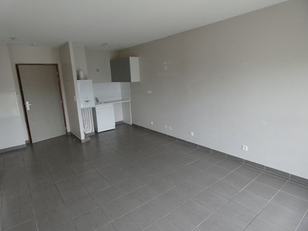 Location Appartement 2 pièces 38m² - Photo 3