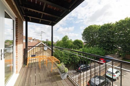 2 bedroom apartment to rent - Photo 4