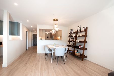 Deep Cove Delight! - Photo 5