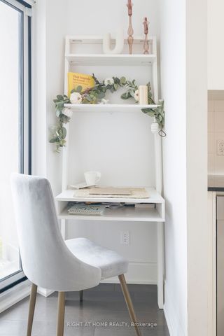 For Lease - 23 Glebe Road Unit# 918, Toronto, Ontario - Photo 4