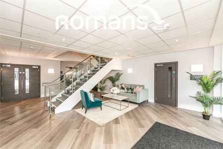 3 bedroom apartment to rent - Photo 2