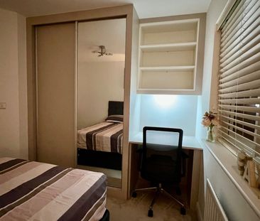 Room in a Shared House, Armstrong Road, LU2 - Photo 3