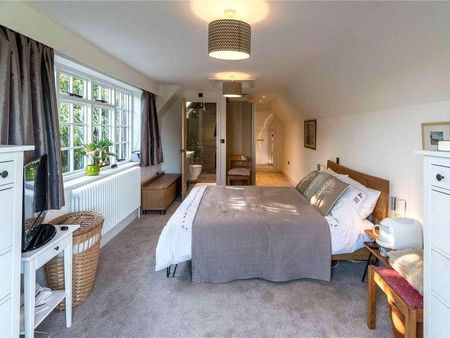 Saunders Lane, Woking, Surrey, GU22 - Photo 4