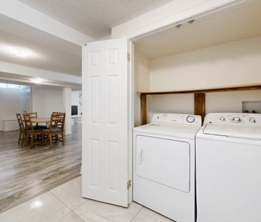 For Lease - 136 Cooperage Crescent, Richmond Hill, Ontario - Photo 2