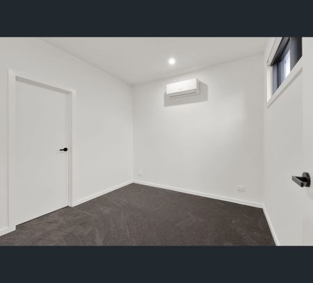 4/7 Chaleyer St, Reservoir, Vic 3073 - Photo 2
