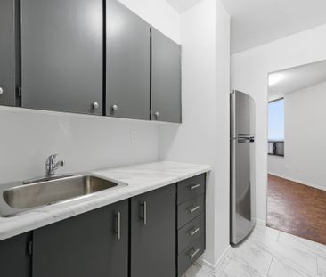 For Lease - 2350 Dundas Street Unit# 1003A, Toronto, Ontario - Photo 2