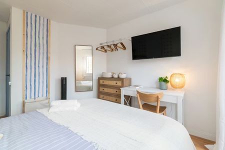 Carrer de Còrsega, Barcelona, Catalonia 08026 - Photo 4