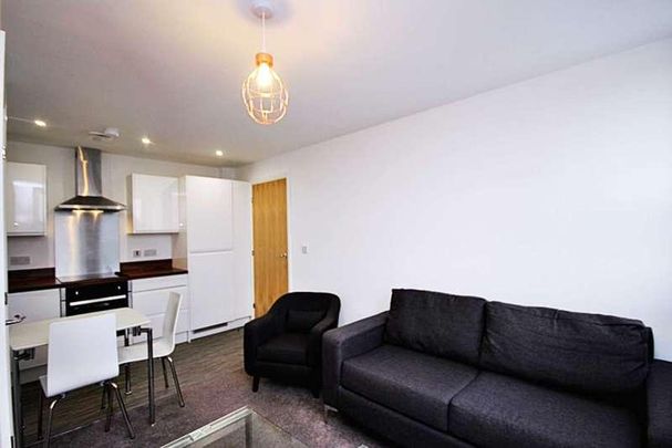 Acre House, Benbow Street, Sale, M33 - Photo 1