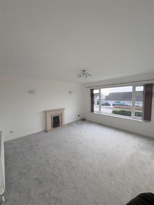 3 bedroom bungalow to rent - Photo 1