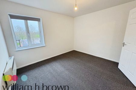 Notley Green - Photo 2