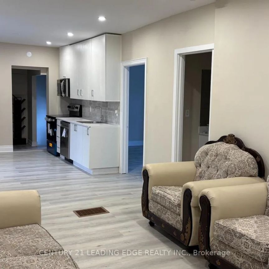 295 MAIN STREET N - Photo 1