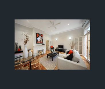Bright 2 Bedroom Furnished Home - Photo 2