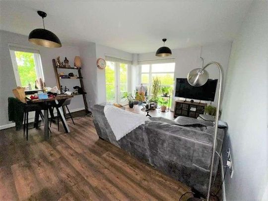 Glade Park Court, Liverpool, Merseyside, L8 - Photo 1