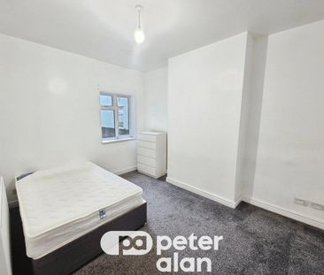 Cromwell Road, Newport - Photo 1