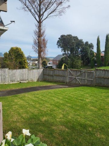 32 Cardiff Road, Pakuranga, Auckland - Photo 2