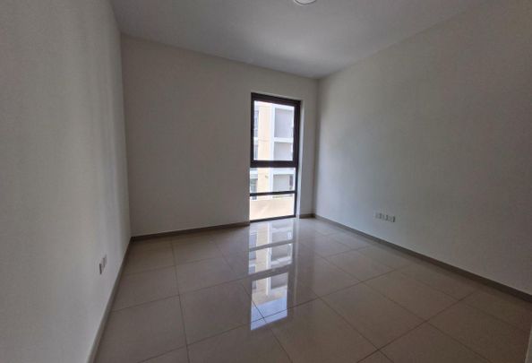 Move into this elegant apartment in Uptown - Photo 1