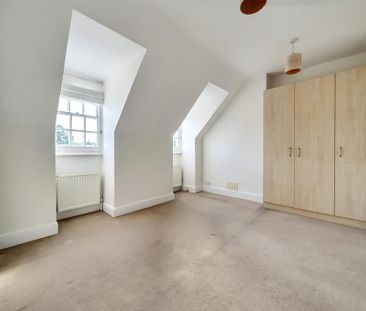 6 bedroom semi-detached house to rent - Photo 3