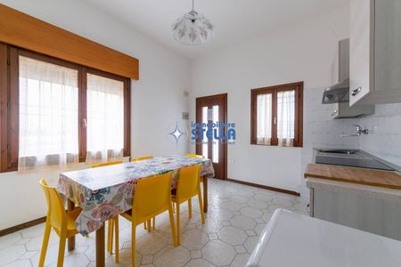 Trilocale via Andrea Bafile 16, Lido Centro Ovest, Jesolo - Foto 2