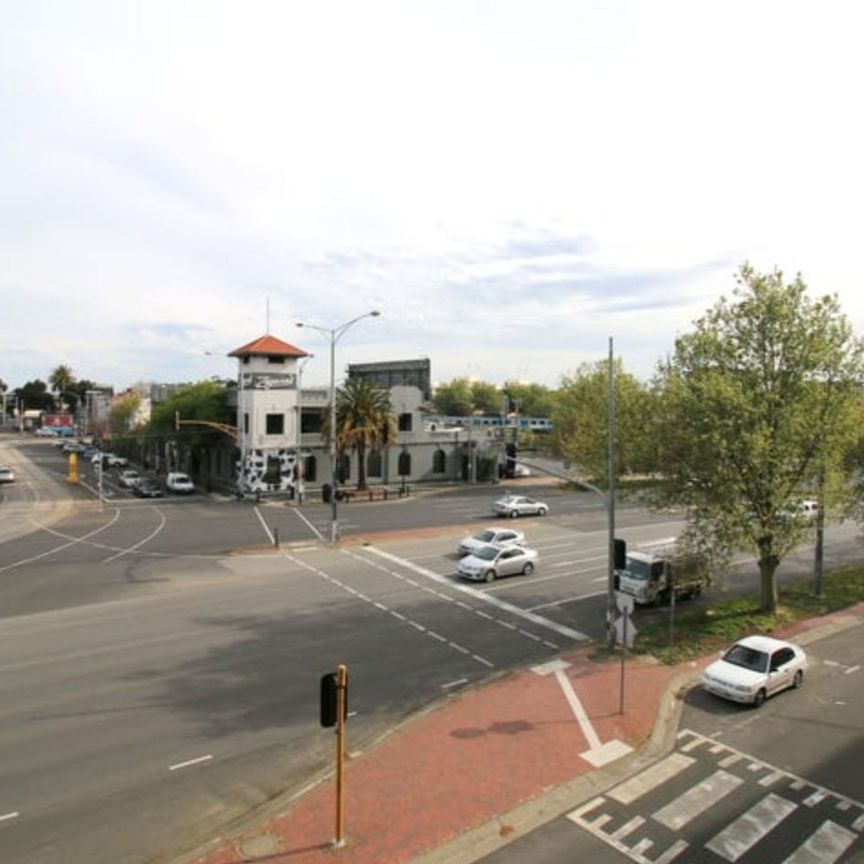 208/881 Dandenong Road, Malvern East, Vic 3145 - Photo 1