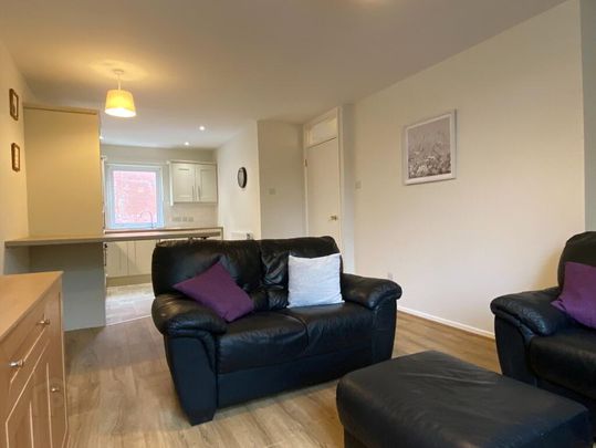 28 Salisbury Court, Belfast, BT7 1DD - Photo 1