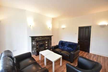 2 Bed - Grosvenor Place, Jesmond - Photo 4