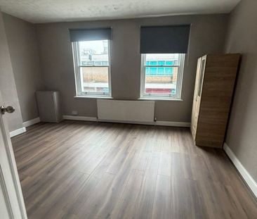 5 Bed Detached House, East St, IG11 - Photo 6