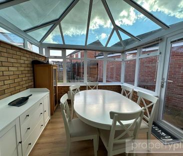 2 bedroom end of terrace house to rent - Photo 6