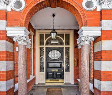 4 bedroom flat to rent - Photo 3