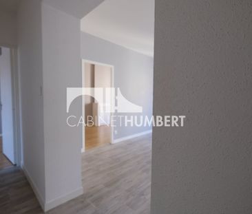 Location Appartement 4 pièces 79m² ST ETIENNE 42000 - Photo 5