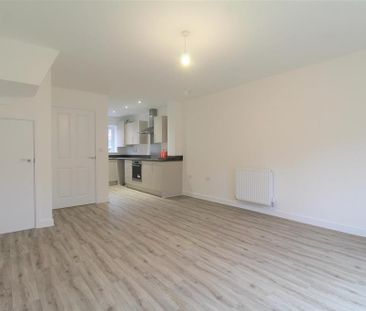 2 bedroom semi-detached house to rent - Photo 1