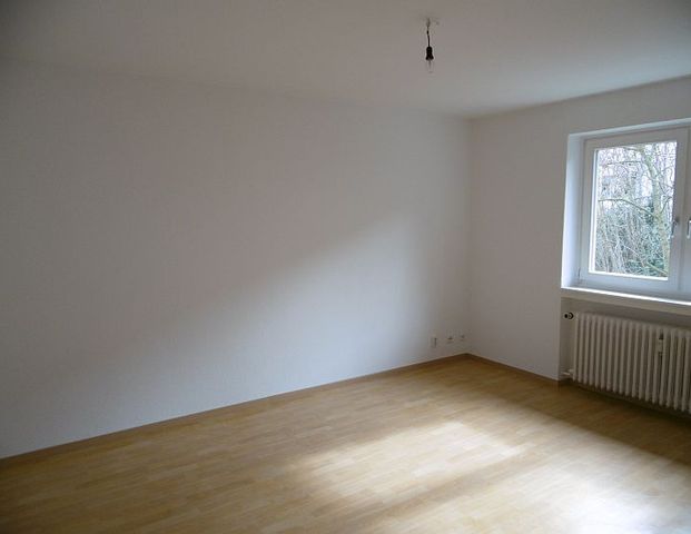 + 1 Zimmer in ruhiger Lage + - Photo 1