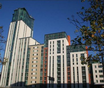 2 bedroom flat to rent - Photo 4