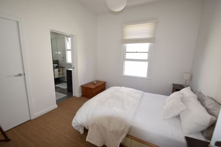 Enjoy the experience, Living Here - Photo 4