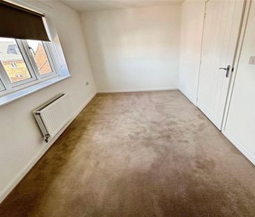3 bedroom semi-detached house to rent - Photo 3