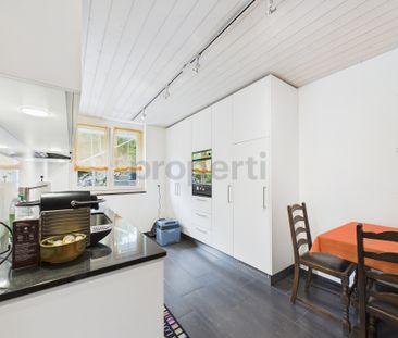 Charmante 2.5-Zimmer-Wohnung mit Gartensitzplatz in Niederlenz, AG - Photo 2