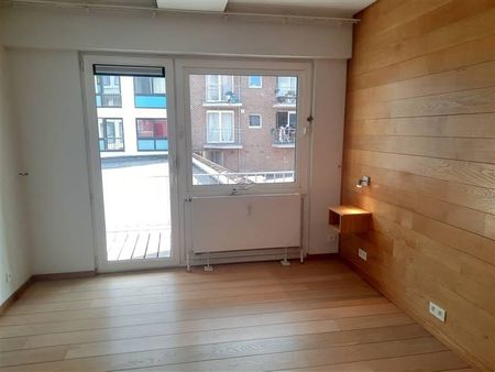 Appartement te huur - Foto 2