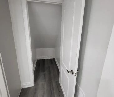 3207 Pebblewood Road #Lower - Photo 4