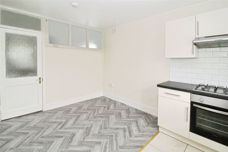 Limes Road, Croydon, CR0 2HF - Photo 2